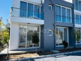 Girne'nin Doğanköy bölgesinde havuzlu sitede satılık 2+1 daire!