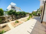 Girne'nin Esentepe bölgesinde ortak havuzlu 2 adet satılık 3+1 villa!