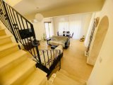 Girne'nin Esentepe bölgesinde ortak havuzlu 2 adet satılık 3+1 villa!
