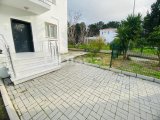 Girne Karaoğlanoğlu bölgesinde satılık zemin kat 2+1 daire!