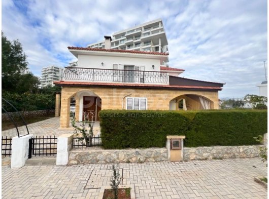 BOĞAZ / ISKELE'DE 3 YATAKLI MÜSTAKİL BAHÇELİ VİLLA