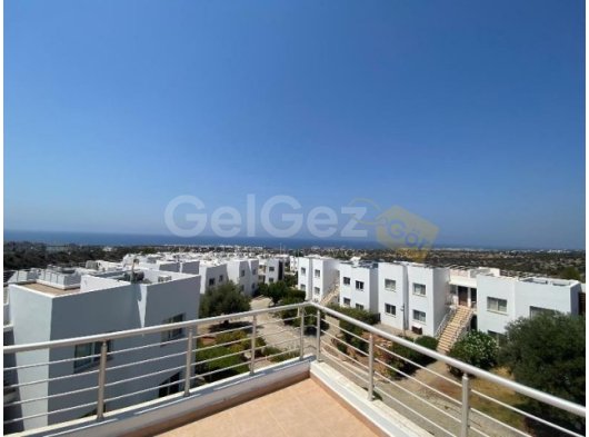 2 YATAK ODALI 1 BANYOLU KÖŞE PENTHOUSE DAİRE, MUHTEŞEM DENİZ VE DAĞ MANZARALI - TATLISU