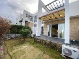 TATLISU'DA, HAVUZ KENARINDA, ŞIK, 2 YATAK ODALI, 1 BANYOLU, BAHÇELI DAIRE, FIYATLA, TESIS BÜNYESINDE ÇEŞITLI OLANAKLARLA BIRLIKTE