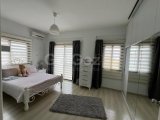 Yenibogazici'de 230.000 £'a 3 yatak odalı, tamamen eşyalı yarı müstakil villa.
