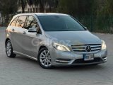 MERCEDES B180 2013
