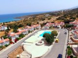 ESENTEPE'DE DENİZ MANZARALI, ÇATI TERASLI VE ORTAK HAVUZLU, 2 YATAK ODALI, 2 BANYOLU, BÜYÜLEYİCİ BUNGALOV