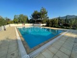 EŞYALI 2 YATAK ODALI GOLF SAHASI KENARINDAKİ MÜSTAKİL EV, ÇATI BARBEKÜSÜ, BAHÇESİ VE ORTAK HAVUZU İLE BİRLİKTE - ESENTEPE