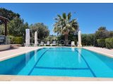 Satılık Villa-Karşıyaka, Girne