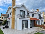 LONG BEACH'TE MUHTEŞEM 3 YATAK ODALI VİLLA