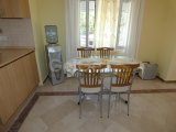 Alsancak’ta Tertemiz, 2 Yatak Odalı, 2 Banyolu Yarı Müstakil Villa £235,000