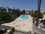 ALSANCAK’TA MUHTEŞEM 2 YATAK ODALI, 2 BANYOLU YARI MÜSTAKİL VİLLA £230,000