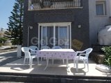 ALSANCAK’TA MUHTEŞEM 2 YATAK ODALI, 2 BANYOLU YARI MÜSTAKİL VİLLA £230,000