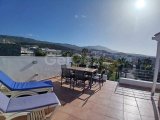 2 YATAK ODASI 2 BANYOLU PENTHOUSE, BAHÇELİ'DEKİ SİTEYE ÖZEL OLANAKLARLA GÜZEL BİR KOMPLEKSTE
