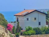 BAHÇELI'DE 'A MÜSTAKIL 3 YATAK ODALI, 3 BANYOLU VILLA, GENIŞ BAHÇE, JAKUZI, DENIZ MANZARASI VE ORTAK HAVUZ