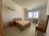 A ANAHTAR TESLIMI, 2 YATAK ODALI, 1,5 BANYOLU, ORTAK HAVUZLU VE BAHÇELI YARI MÜSTAKIL ŞEHIR EVI, CATALKÖY, KYRENIA'DA