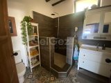 MODERN ŞIKLIK VE GELENEKSEL CAZİBE, KARAAGAC'TA MÜSTAKİL, 2 YATAK ODALI, 2 BANYOLU, TAMAMEN YENİLENMİŞ EV