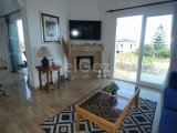 Satılık Villa-Karşıyaka, Girne