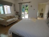 Satılık Villa-Karşıyaka, Girne