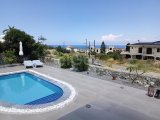 Satılık Villa-Karşıyaka, Girne