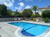 Satılık Villa-Karşıyaka, Girne