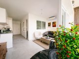 BAFRA'DA DENİZ KENARINDAKİ BİR TATİL KÖYÜNDE AKILLI STÜDYO DAİRE 87.000 £ - OC0005