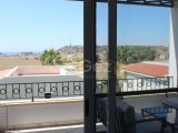 BOGAZ, ISKELE'DE TAMAMEN EŞYALI 2 YATAK ODALI 1. KAT DAVALI DAİRE