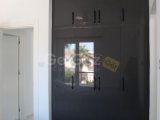 BOGAZ, ISKELE'DE TAMAMEN EŞYALI 2 YATAK ODALI 1. KAT DAVALI DAİRE