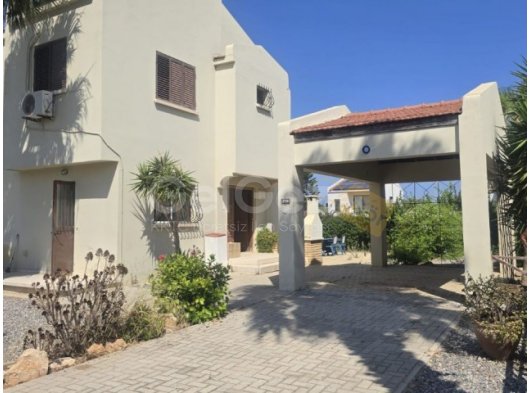 İskele'de Ortak Yüzme Havuzlu 3 Yatak Odalı Villa - 200.000 £
