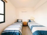 LONGBEACH'TE LÜKS BİR TATİL KÖYÜNDE 2 YATAK ODALI DAİRE / 165.000 £