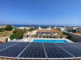 KUCUK ERENKOY'DA ÇATI TERASLI VE GÜNEŞ ENERJILI MUHTEŞEM 3 YATAK ODALI MÜSTAKIL EV