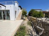 A, GENİŞ BAHÇELİ, ÜST KAT TERASLI VE TESİS İÇİ OLANAKLARI OLAN, 3 YATAK ODALI, 2 BANYOLU, ŞİRİN VİLLA – TATLISU