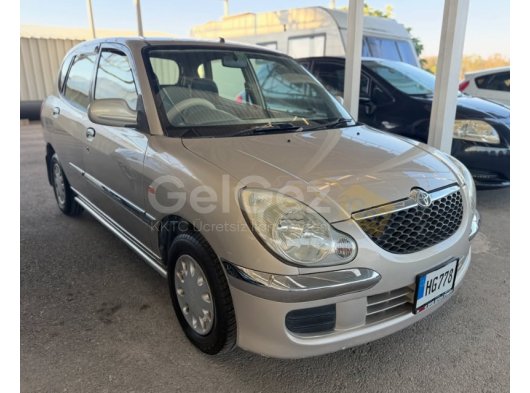 2003 Model Otomatik Toyota Duet