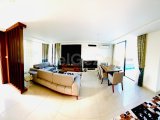 #KİRALIK!! (ŞOK FİYAT !!???? Satılık Opsyonlu)Lüks Villa | Alsancak - Çıkartma Plajı / Escape Beach Üstü Girne’nin en çok tercih edilen bölgelerinden Alsancak’t