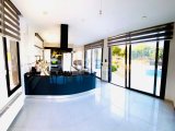 #KİRALIK!! (ŞOK FİYAT !!???? Satılık Opsyonlu)Lüks Villa | Alsancak - Çıkartma Plajı / Escape Beach Üstü Girne’nin en çok tercih edilen bölgelerinden Alsancak’t