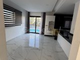 özel havuzlu kiralik villa 3+1 eşyasiz -