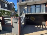 özel havuzlu kiralik villa 3+1 eşyasiz -