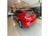 Mercedes-Benz B180