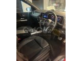 Mercedes-Benz B180