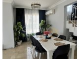Alsancakta Necat British okuluna yakın kiralık 4+1 villa