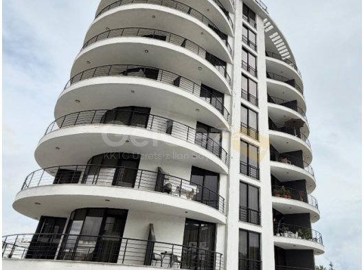 Girne CC Tower sitesinde kiralık 2+1 daire
