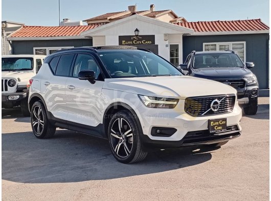 2022 Volvo XC40 Hybrid