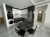 Long Beach, Elysium'da kiralık 2+1 yeni daire. Terastan havuz çıkışlı. Aidat dahil 750 GBP