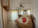 Zeytinlik Bölgesinde Site İçerisinde Kendine Ait Havuzlu Kiralık 3+1 Villa