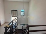 Lefkoşa Çağlayan Bölgesinde Müstakil Bahçeli Moderin Surlar Evi Kiralık