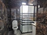 KÜÇÜKKAYMAKLI'DA, ÇOK İŞLEK BİR CADDE ÜZERİNDE, İKİ TARAFTAN YOLA CEPHESİ OLAN KÖŞE ARSA ÜZERİNDE, 2+1, HER ODASI KLİMALI, 1NCİ KATTA, 85 METREKARE, YENİ Bİ