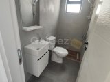 MAĞUSA ŞEHİR MERKEZİNE DAÜ YÜRÜME MESAFESİNDE 1+1 KİRALIK DAİRE