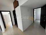 GAZİMAĞUSA MERKEZ 1+1 ARA KAT TEMİZ EŞYALI KİRALIK DAİRE