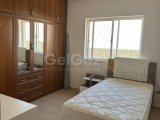 GAZİMAĞUSA MERKEZDE ÜNİVERSİTELERE VE SOSYAL ALANLARA YAKIN KİRALIK GENİŞ 3+1 DAİRE