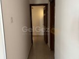 GAZİMAĞUSA MERKEZDE ÜNİVERSİTELERE VE SOSYAL ALANLARA YAKIN KİRALIK GENİŞ 3+1 DAİRE