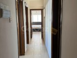 GAZİMAĞUSA MERKEZDE ÜNİVERSİTELERE VE SOSYAL ALANLARA YAKIN KİRALIK GENİŞ 3+1 DAİRE